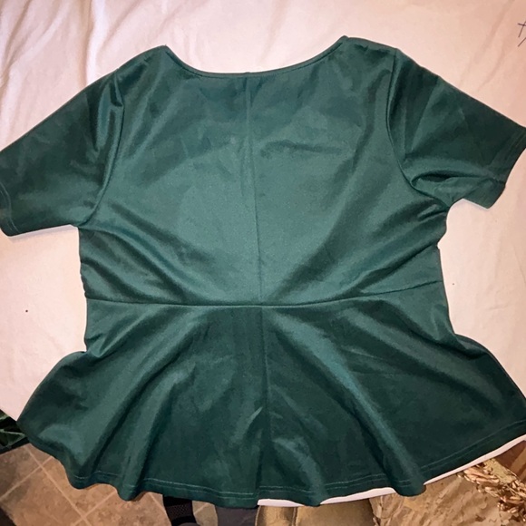 NWT Womens Green Twist Peplum Blouse - 2x - Picture 8 of 8